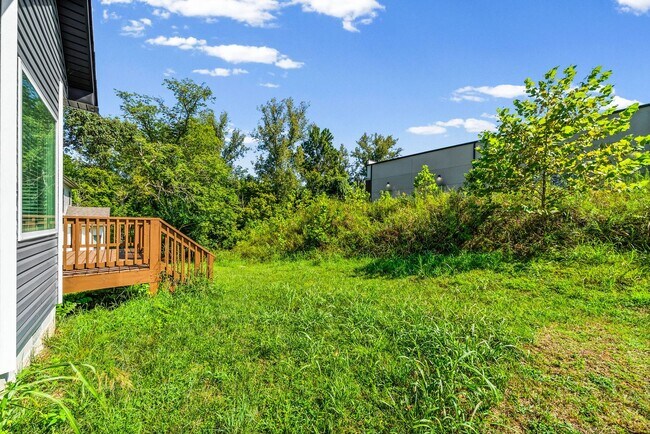 Building Photo - 54 E Fork Dr