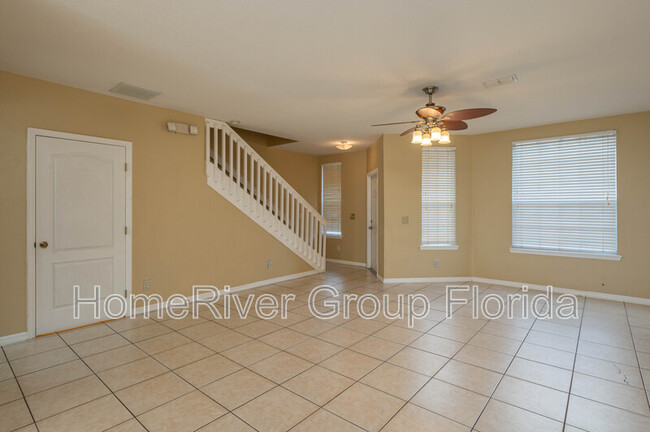 Building Photo - 650 Captiva Cir