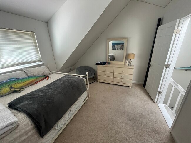 Building Photo - 839 Virginia Beach Blvd