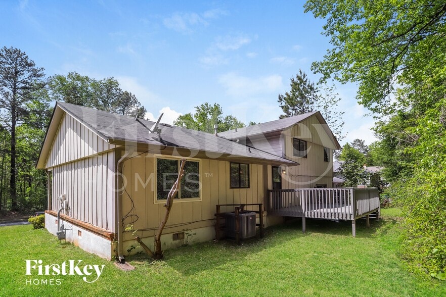 Building Photo - 4073 Cedar Ridge Trail