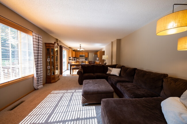 Building Photo - 17473 Hayes Ave