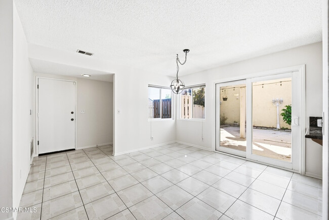 Building Photo - 1425 Clayton Way