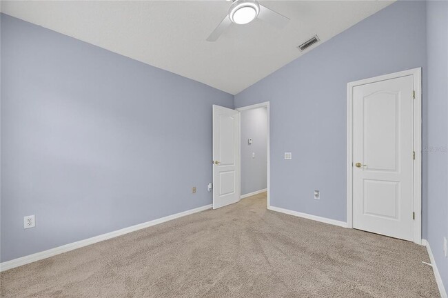 Building Photo - 13123 Kings Crossing Dr