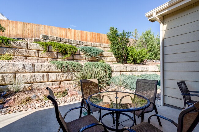 Building Photo - 280 Gold Claim Terrace