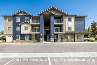 Building Photo - LARGE 1-bed. Ground Floor, Quartz Counters...