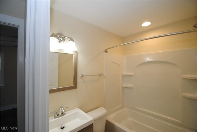 Building Photo - 26650 Detroit Rd