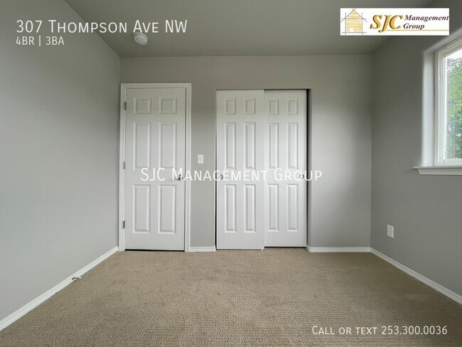 Building Photo - 307 Thompson Ave NW