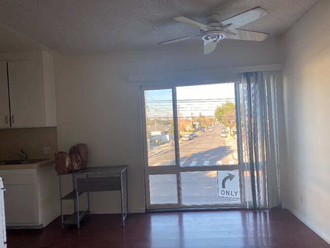 Building Photo - 4747 S Centinela Ave