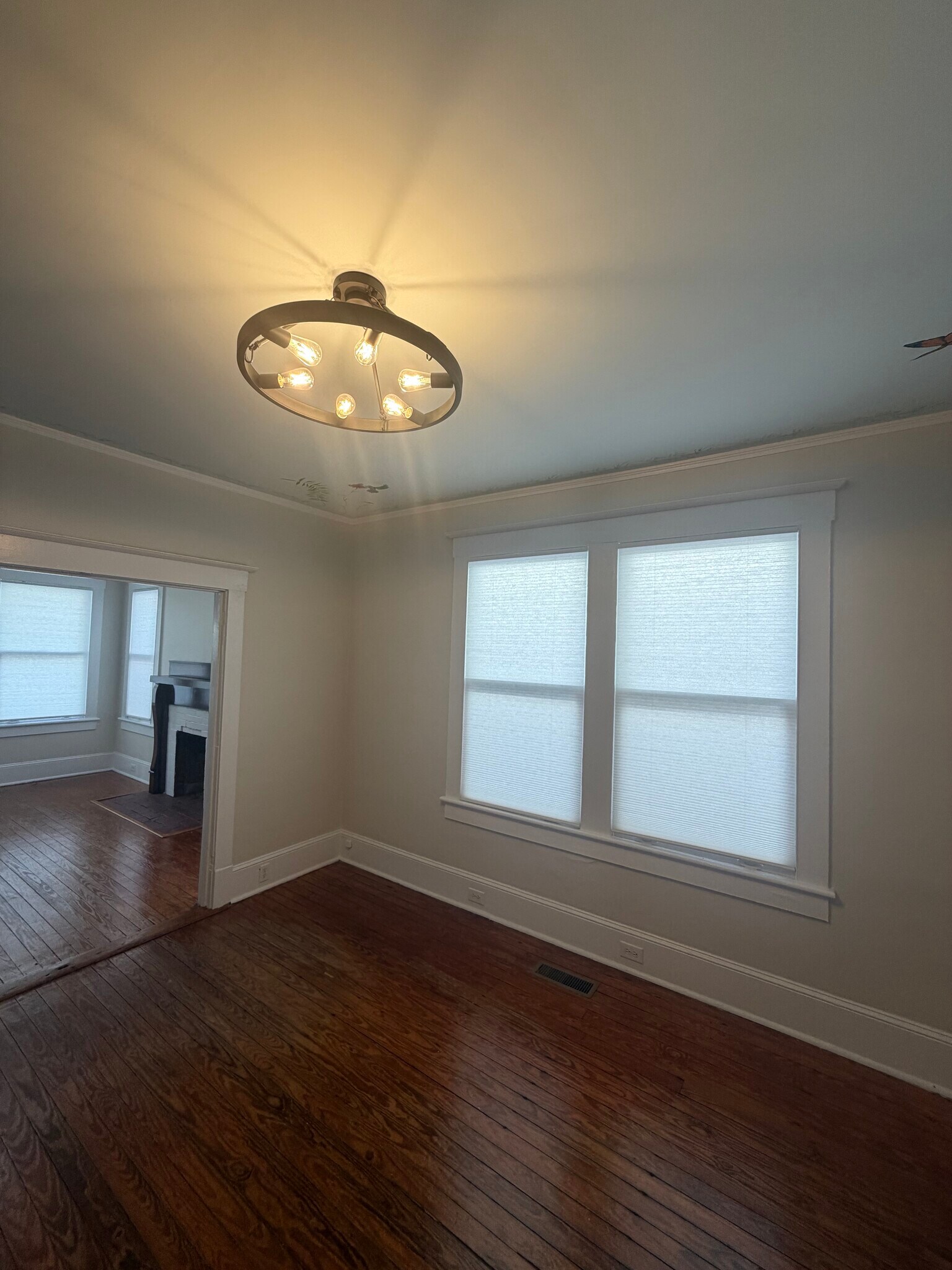 Building Photo - 1904 Perry Ave