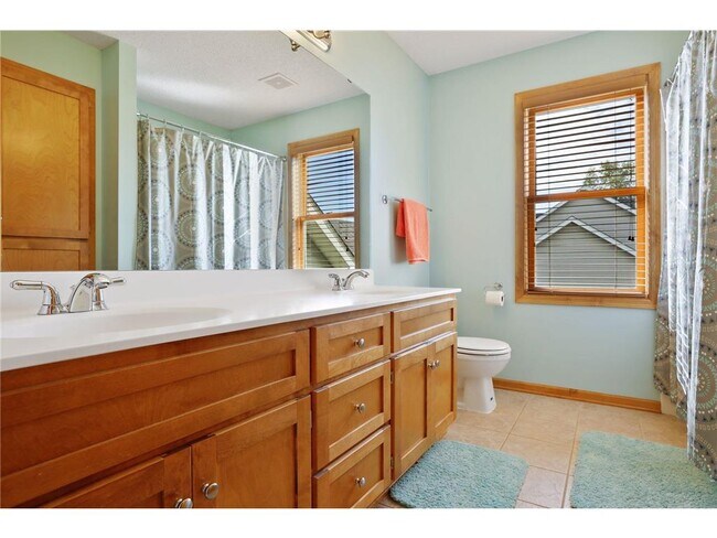 Building Photo - 8069 Enclave Bay