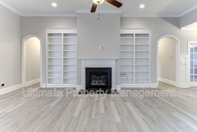 Building Photo - 1202 Matteo Dr