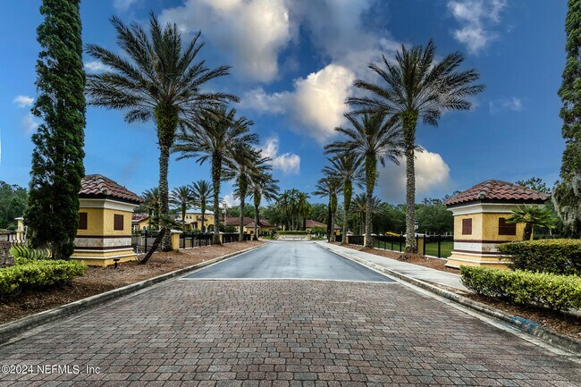 Building Photo - 11789 Surfbird Cir