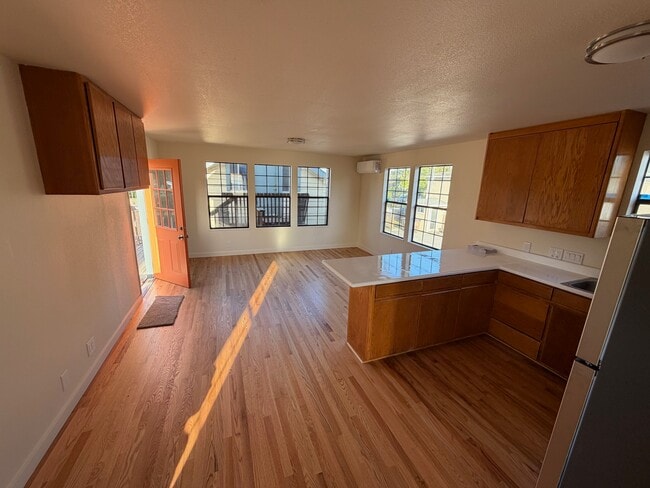 Building Photo - 309 Chestnut St