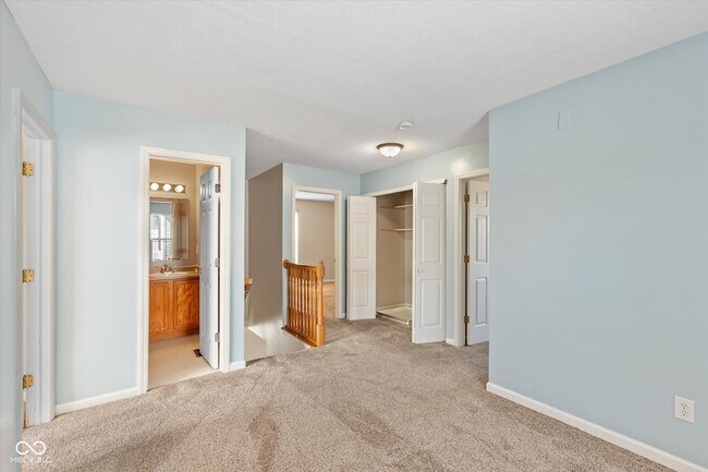 Building Photo - 2808 Dawnlake Dr