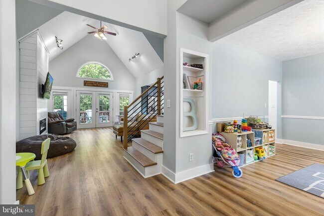 Building Photo - 17 Old Banks Dr