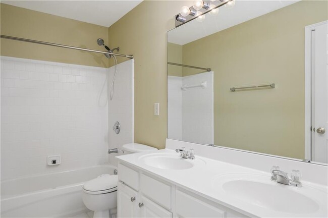 Building Photo - 164 Towey Trail