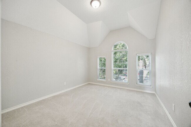 Building Photo - 16802 Willow Bend Ct