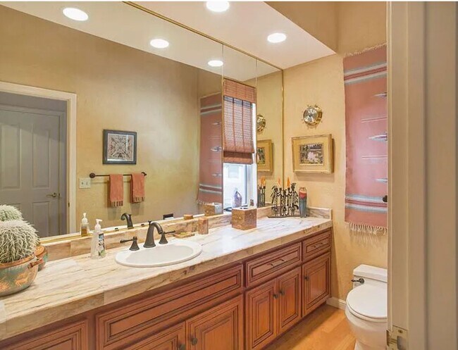 Building Photo - 4 Bed 3 Bath Elegant Home In Lafayette W/ ...
