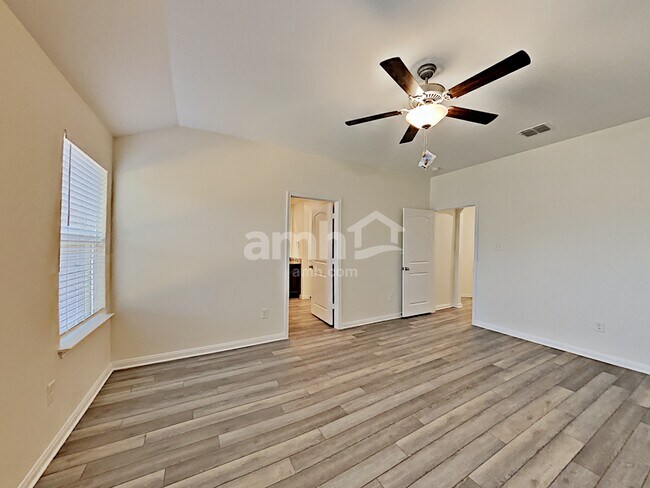 Building Photo - 7938 Cactus Plum Dr