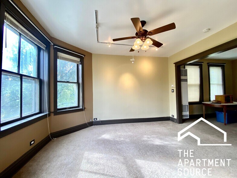 Primary Photo - 3534 W Lyndale St