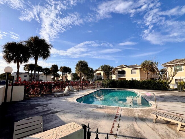 Building Photo - 12269 Royal Palm Blvd