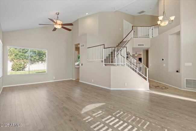 Building Photo - 9416 E Sutton Dr