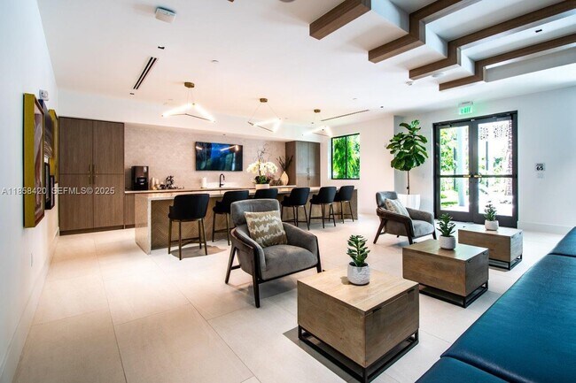 Building Photo - 3645 NW 36th St