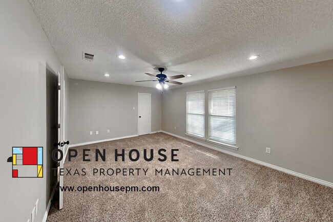 Building Photo - 2910 Old Mill Run, Grapevine