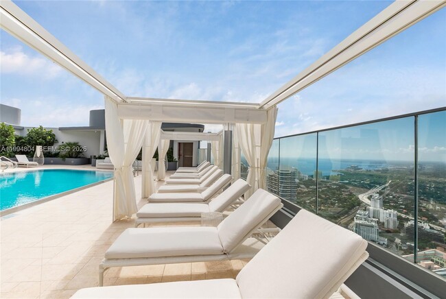 Building Photo - 1000 Brickell Plaza