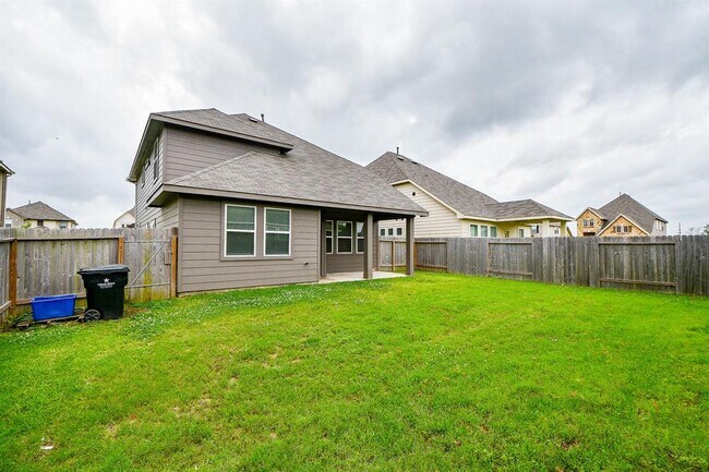 Building Photo - 6326 Prince Pl Dr
