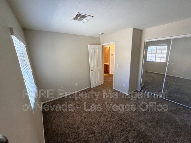 Building Photo - 505 Chestnut View Pl