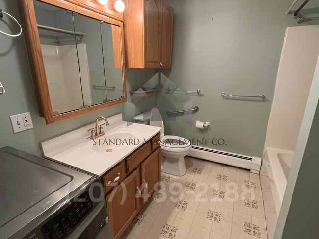 Building Photo - Beautiful 3 Bedroom House to rent @ Neck Rd, China