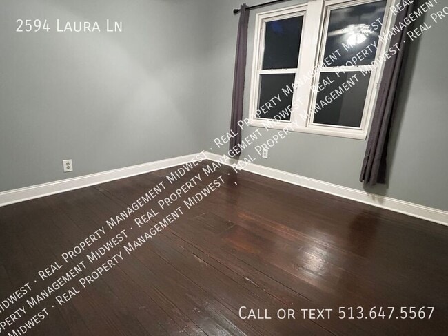 Building Photo - 2594 Laura Ln