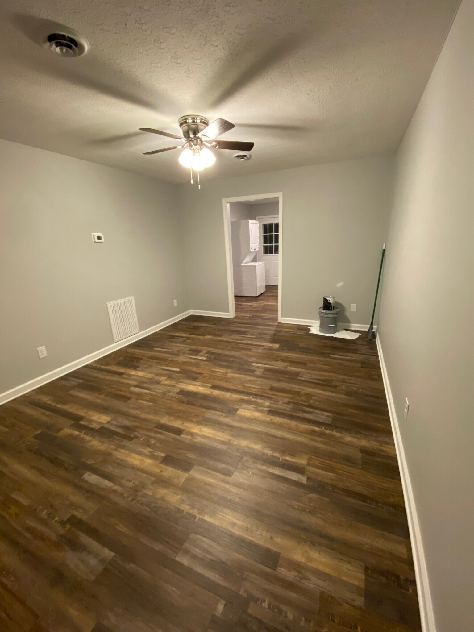 Entrance/living room view 1 - 1205 Redden Ln