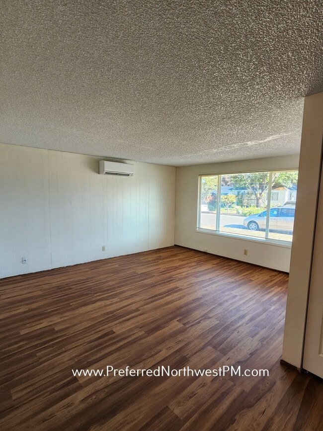 Building Photo - 5227 G St