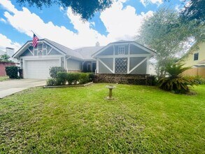 Building Photo - Pool Home BRYN MAWR-5328 Rockbourne Ct Orl...