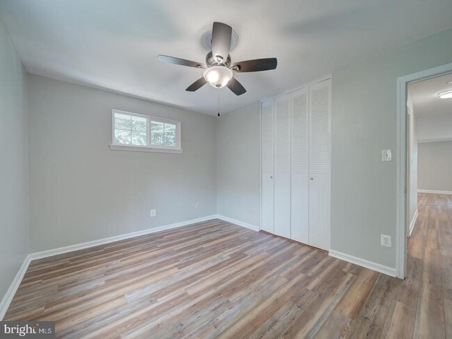 Building Photo - 8606 London Ct