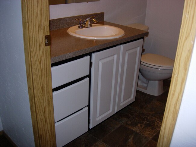 Building Photo - One Bedroom, One Bath - Special $1250.00 and Second Month Free!