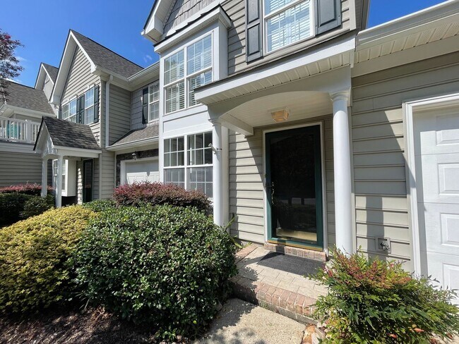 Building Photo - 1504 Sawgrass Ln