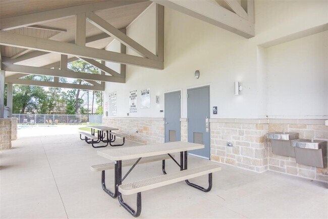 Building Photo - 13119 Everpine Trl