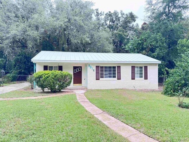 Building Photo - 3916 Cates Ave