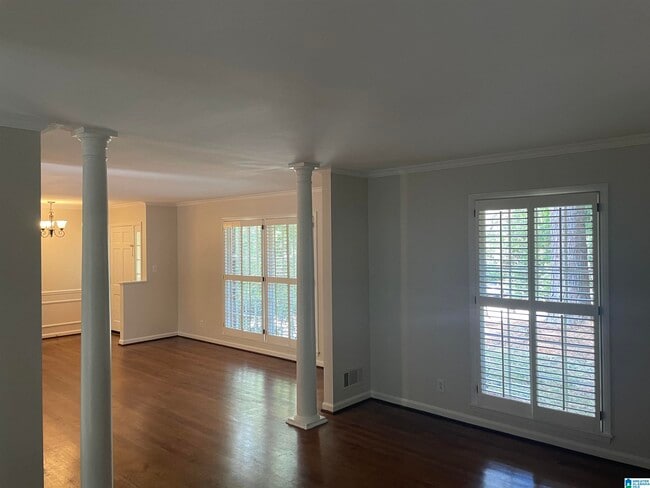 Building Photo - 3801 Rockbrook Cir