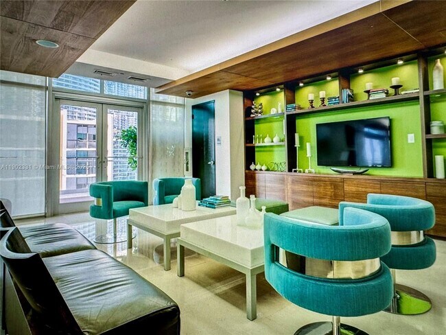 Building Photo - 500 Brickell Ave