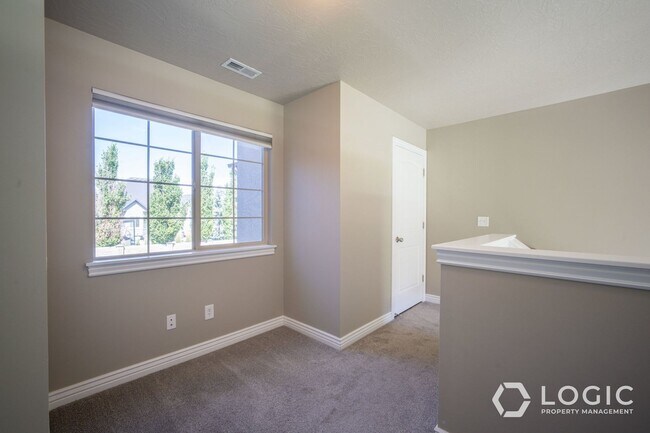 Building Photo - 10233 S Mystic Brook Way