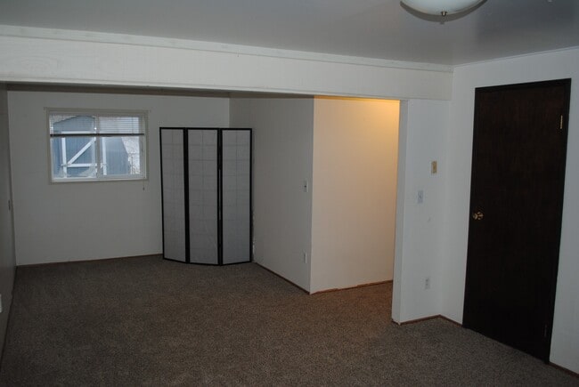 Building Photo - 112 Ridgemont Dr