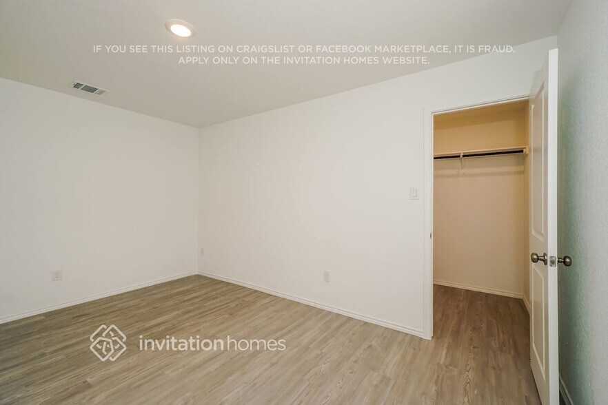 Building Photo - 121 Parish Ln