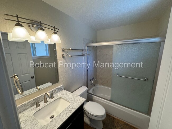 Building Photo - 3 Bed, 2 Bath, Home Located in Gardnerville