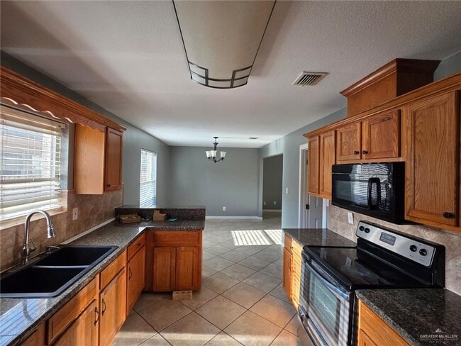 Building Photo - 3408 San Esteban Ct