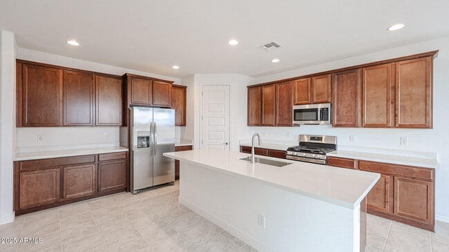 Building Photo - 25095 N 171st Ave