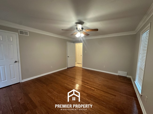 Building Photo - Spacious 4BR Cordova Home with Hardwood Floors, Fireplace & Fenced Yard